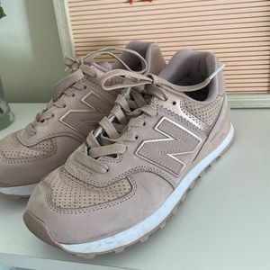 New balance shoes
